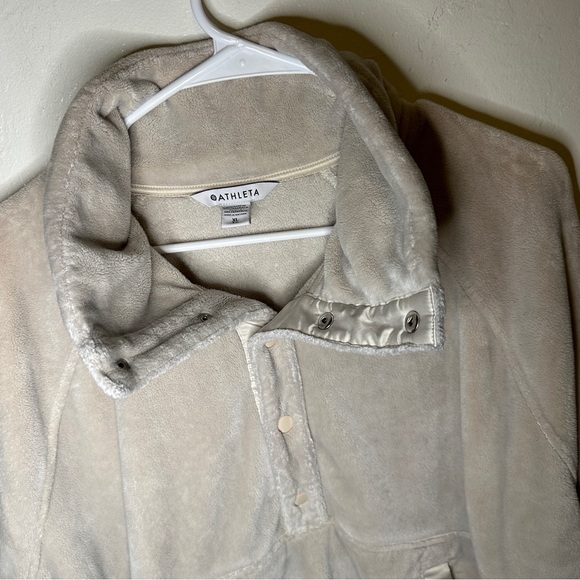 Athleta Recover Cozy Snap Front Sweatshirt Chantilly Cream Size XL TG Soft Warm - Picture 10 of 15